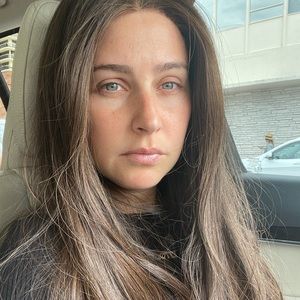 Meet your Posher, Batsheva